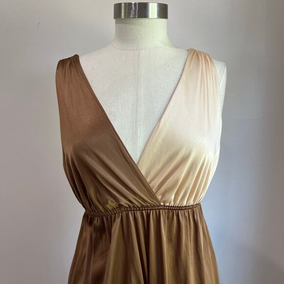 70s Vintage Grecian Two Tone Nylon Night Slip Dress Size Large - Picture 4 of 6